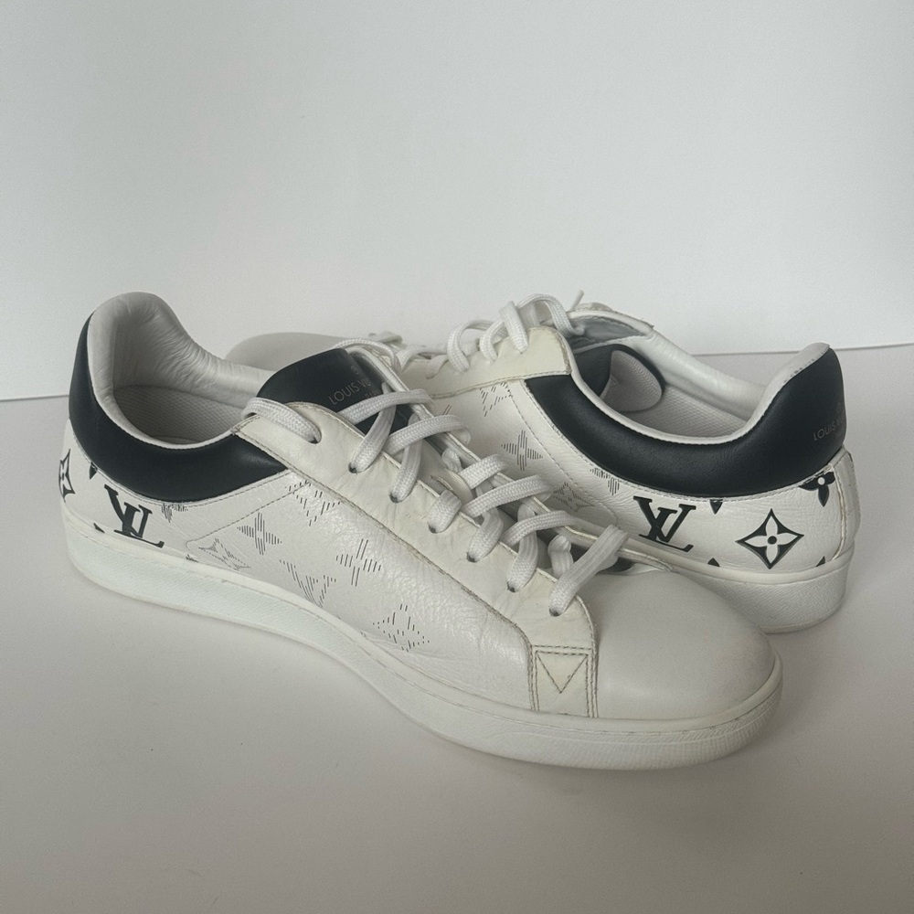 Louis Vuitton Mens Luxembourg White Sneakers